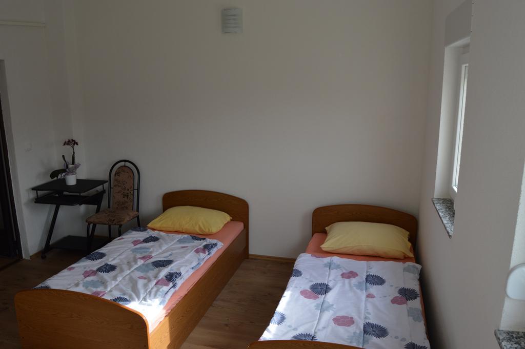 Pansion Modana Međugorje מראה חיצוני תמונה